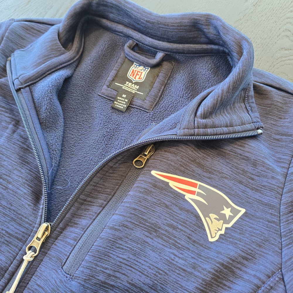NFL Team Apparel New England Patriots Womens Medium Navy Blue Full Zip Jacket